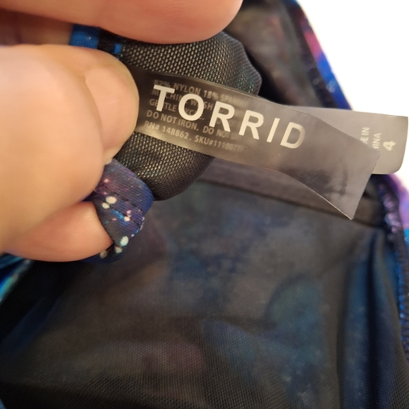 Torrid 4/4X Galaxy Racerback Bikini Top Sports Bra Structured Cup Side Boning - Picture 8 of 14